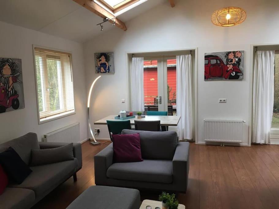 Heerlijk Huis In Een Prachtige Bosrijke Omgeving. Putten Esterno foto