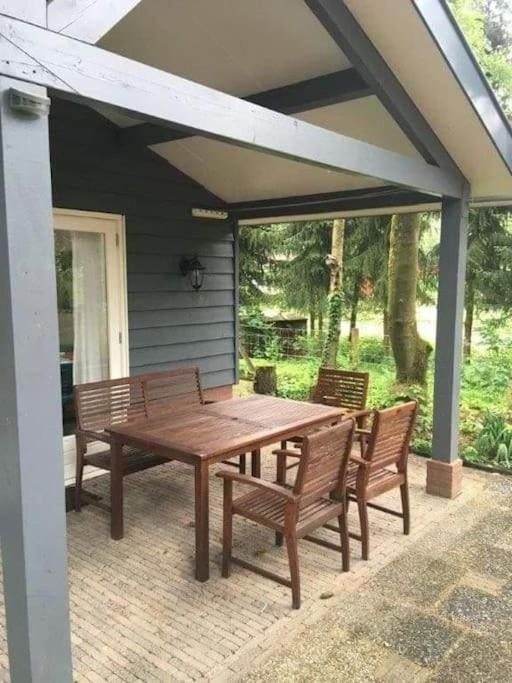 Heerlijk Huis In Een Prachtige Bosrijke Omgeving. Putten Esterno foto