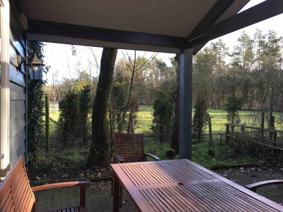 Heerlijk Huis In Een Prachtige Bosrijke Omgeving. Putten Esterno foto